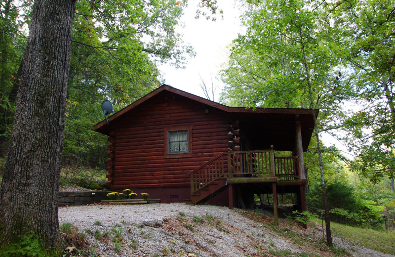 Cabin exterior at Ozark Cabins.