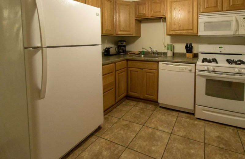 Guest kitchen at Warrens Lodging.