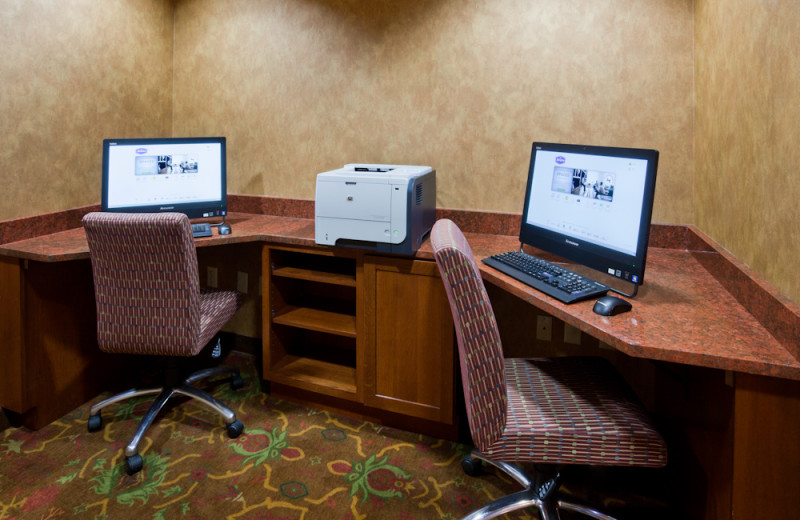 Business center at Hampton Inn Duluth.