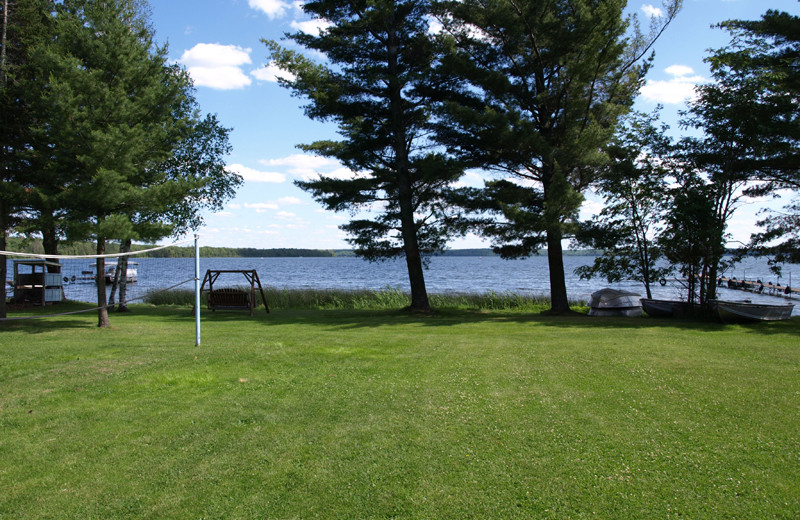 Grounds at Wind Drift Resort.