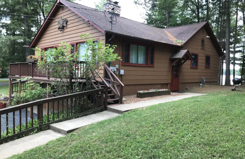 Exterior view of Eagle Villa at Otter Cove.