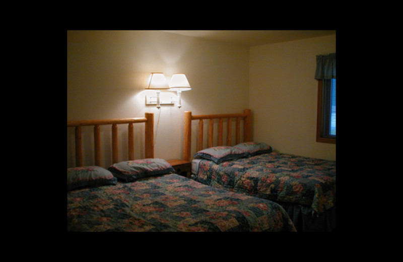 Cabin bedroom at Birch Bay Resort.