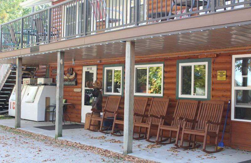 Exterior view of Buck Point Resort On Lake Osakis.