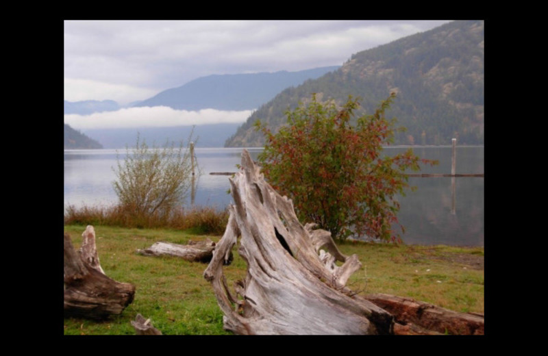 Honeymoon Bay Lodge & Retreat (Honeymoon Bay, British Columbia