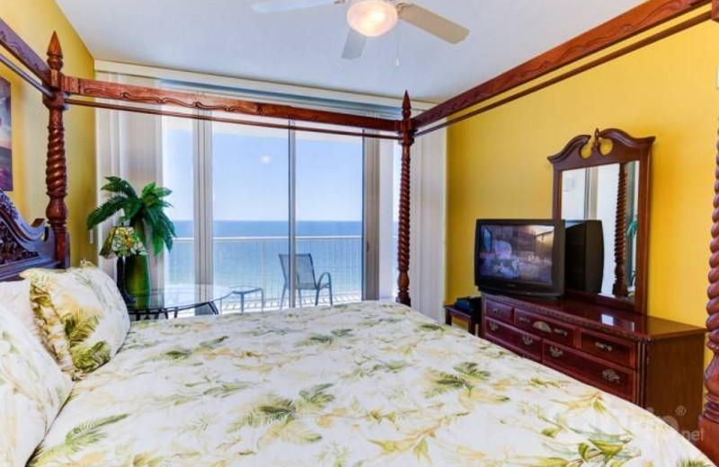 Rental bedroom at iTrip - Gulf Shores.