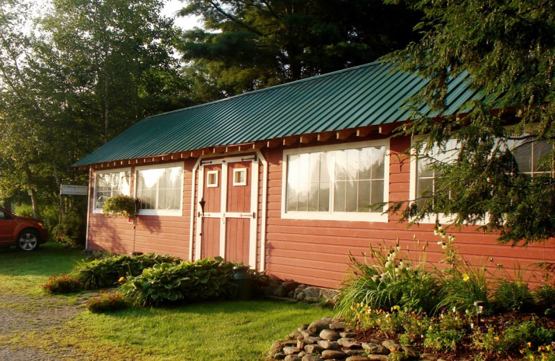 Exterior view of Abbotts Glen.