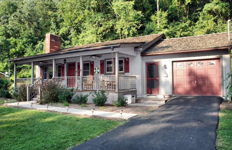 Cottage exterior at Greenbrier River Retreat.