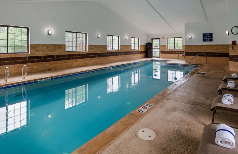 Indoor pool at Best Western Hampshire Inn 