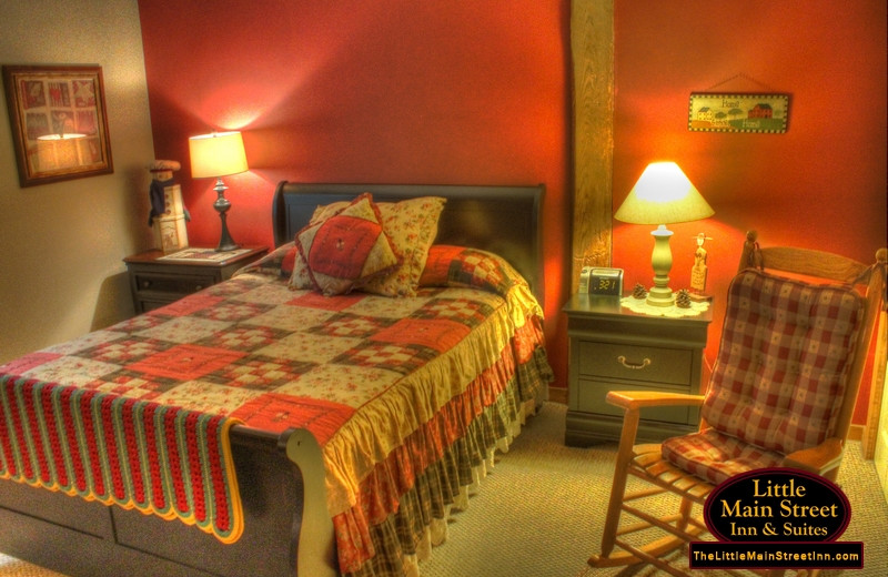 Guest room at Little Main Street Inn.