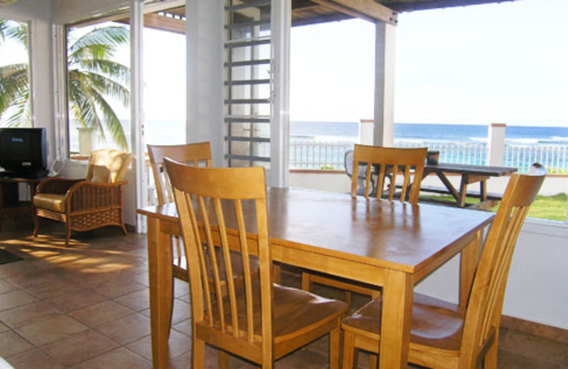 Guest room at Villa Tropical