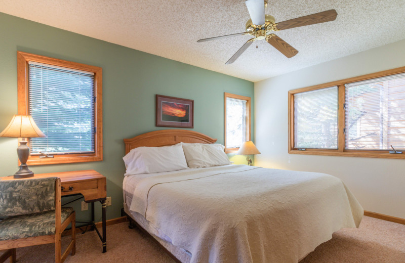 Guest bedroom at Riverwood On Fall River.