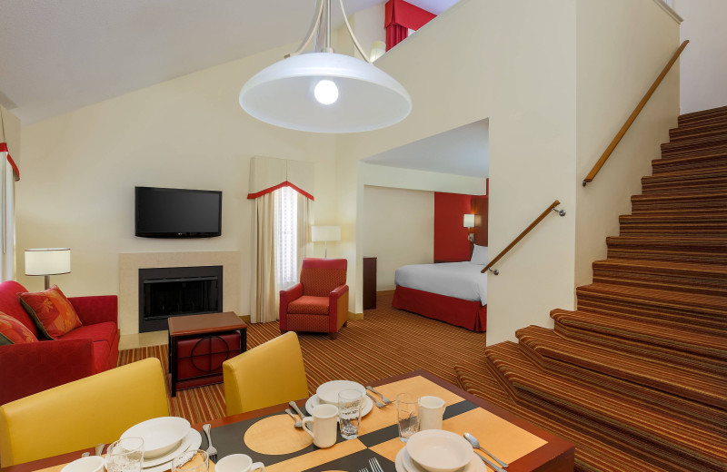 Guest room at Residence Inn by Marriott St. Louis Galleria.