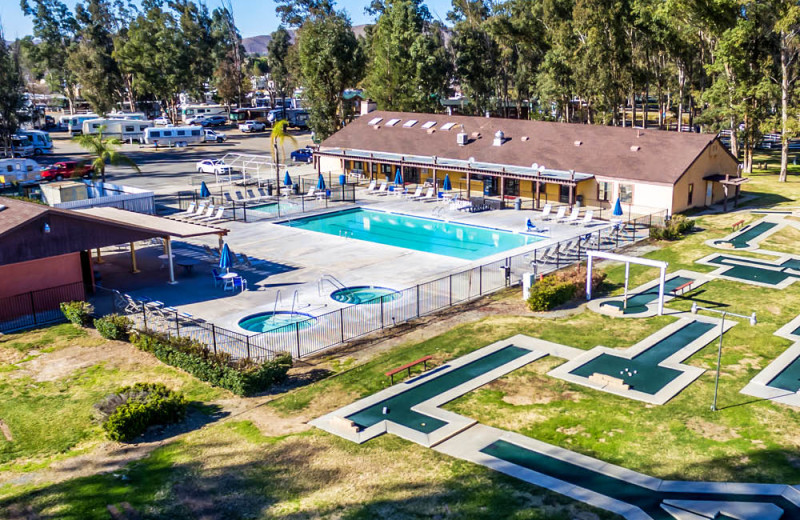 Outdoor pool at Thousand Trails Wilderness Lakes.