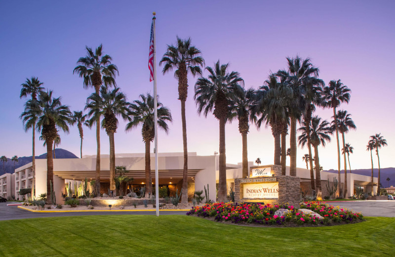 Exterior view of Indian Wells Resort Hotel.