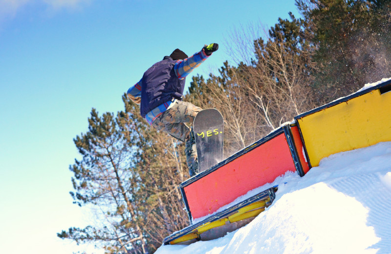 Snowboarding at Hockley Valley.