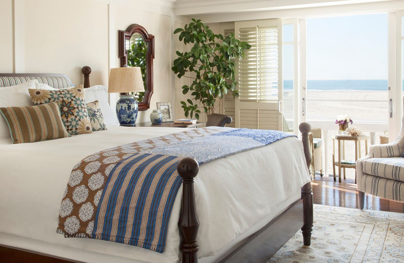 Guest room at Shutters on the Beach.