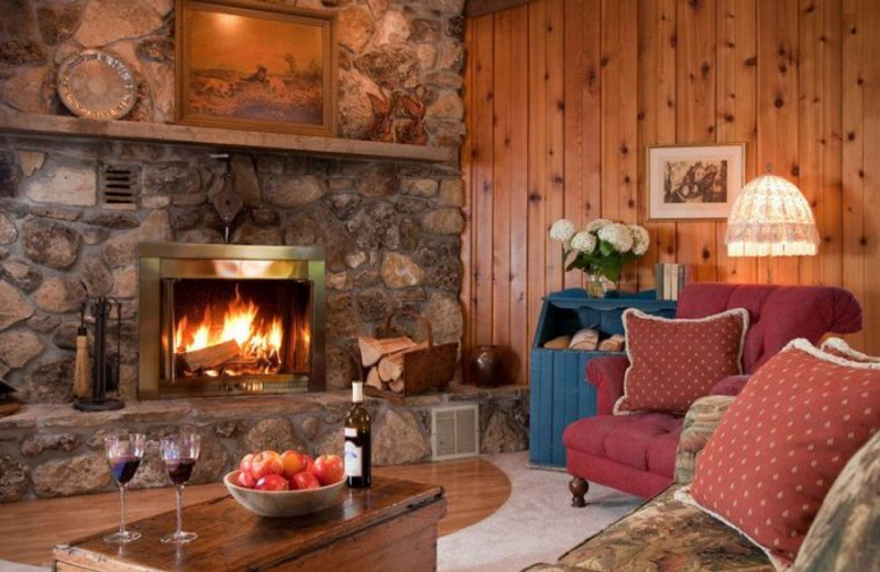 Guest living room at Chanticleer Guest House.