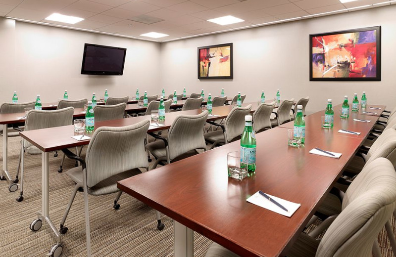 Meeting room at Chicago River Hotel.