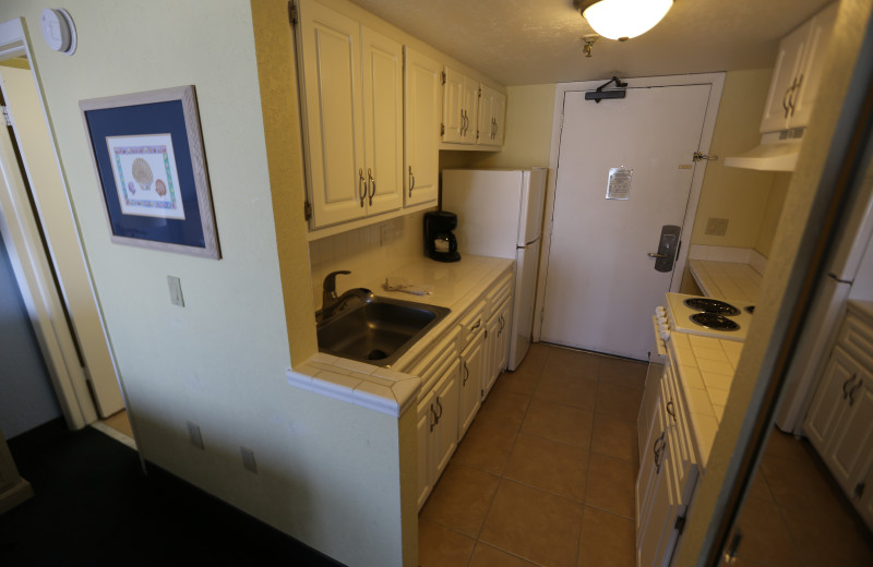 Guest kitchen at Shoreline Island Resort.