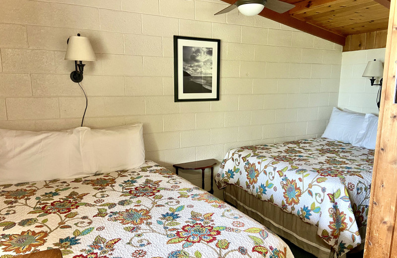 Guest bedroom at Chimney Corners Resort.