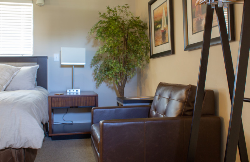 Guest room at Mark III Inn.