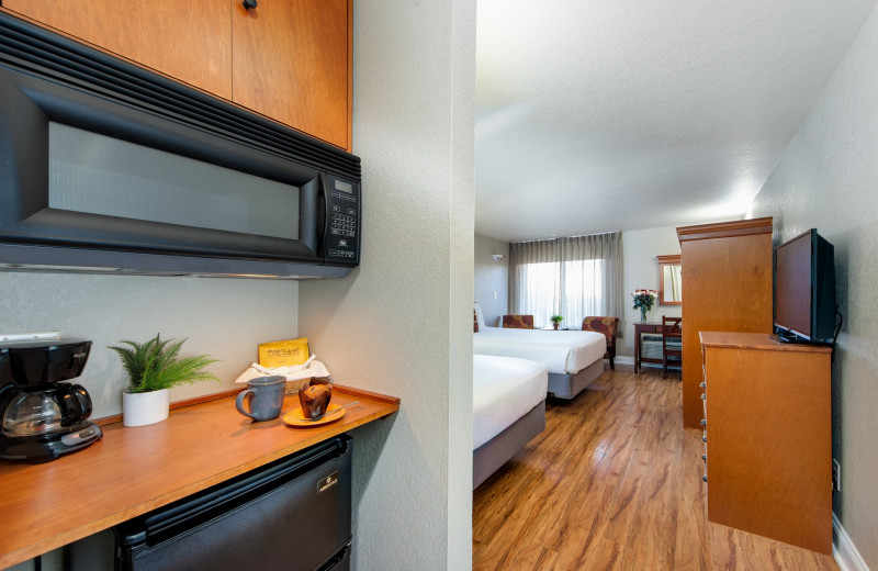 Guest room at The Stratford Inn.