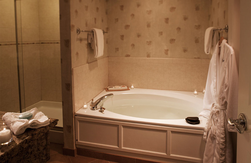 Guest bathroom at Stoweflake Mountain Resort & Spa.