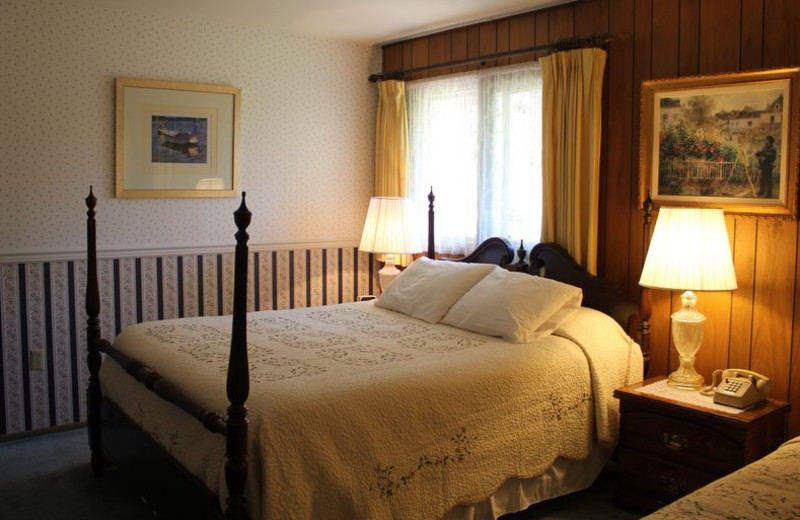 Guest room at Soldotna B