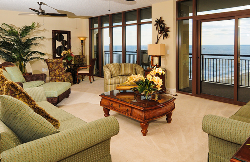 Guest living room at North Beach Plantation.