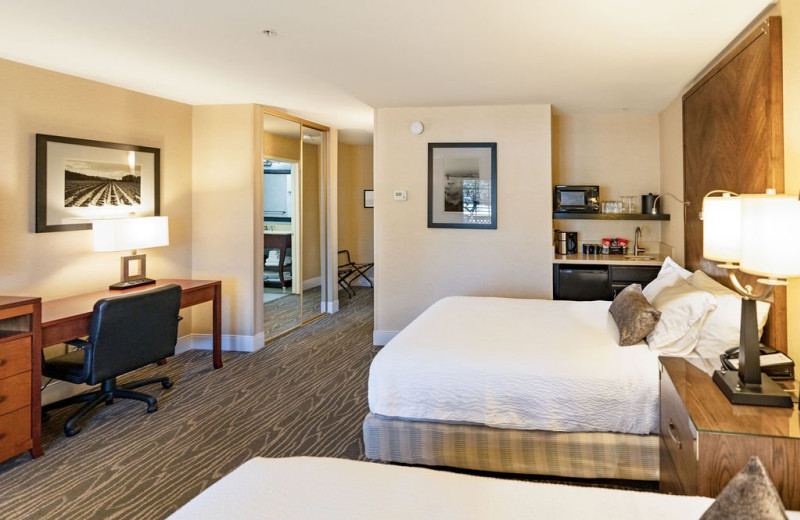 Guest room at Best Western Plus Stevenson Manor Inn.