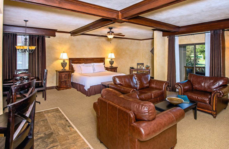 Guest room at Tapatio Springs Hill Country Resort.