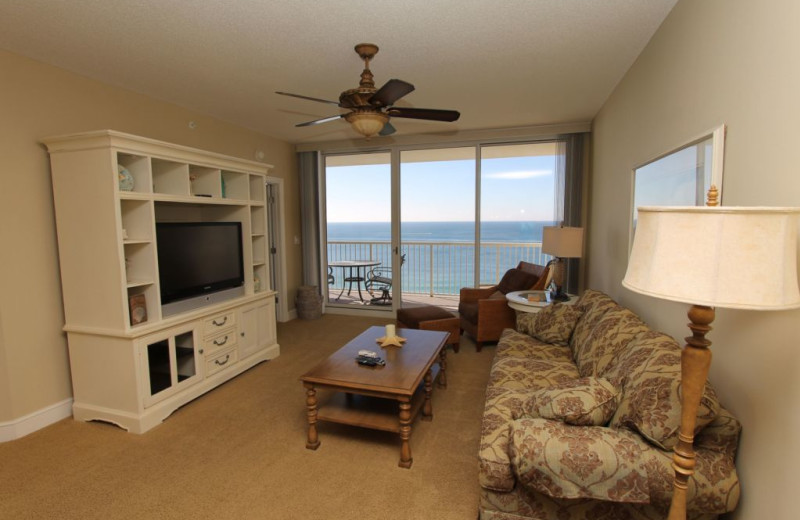 Rental living room at Schulstadt Rentals.