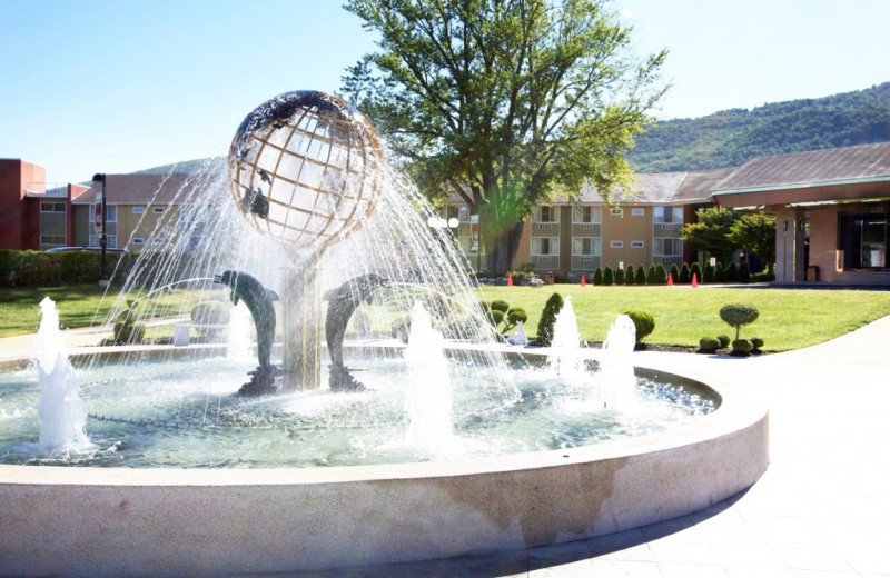 Fountain at Honor's Haven Resort & Spa.