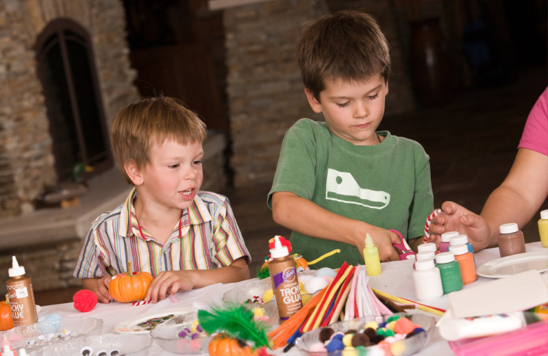 Crafts at Tamarack Lodge.