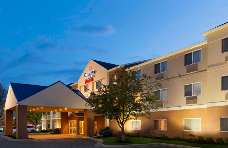 Exterior view of Fairfield Inn Grand Rapids.