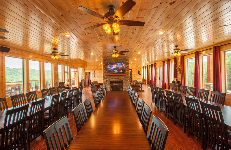 Cabin dining room at The Cabin Rental Store.