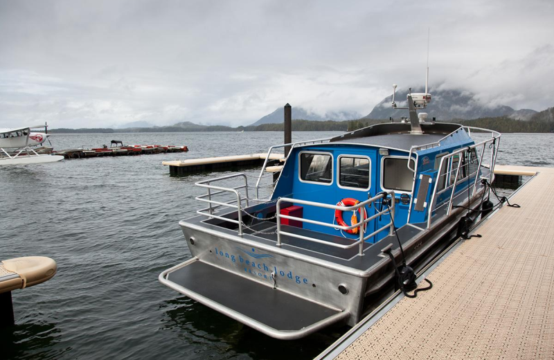 Tour boats at Long Beach Lodge Resort.