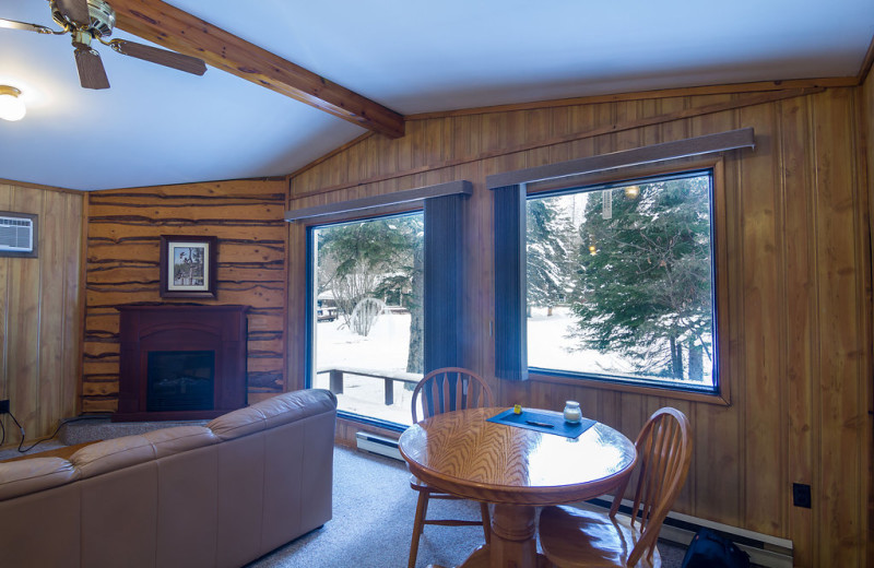 Cabin living room at Tallpine Lodges.