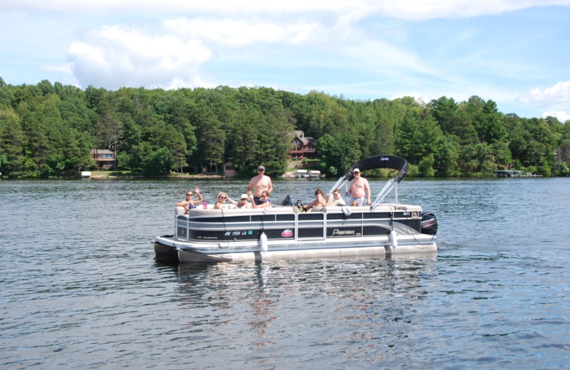 Boating at Quarterdeck Resort.