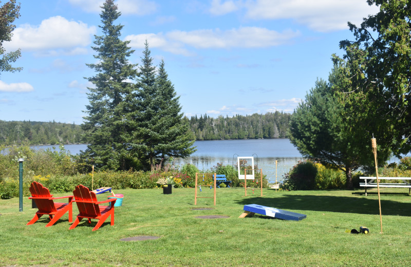 Outdoor games at Quimby Country Lodge & Cottages.