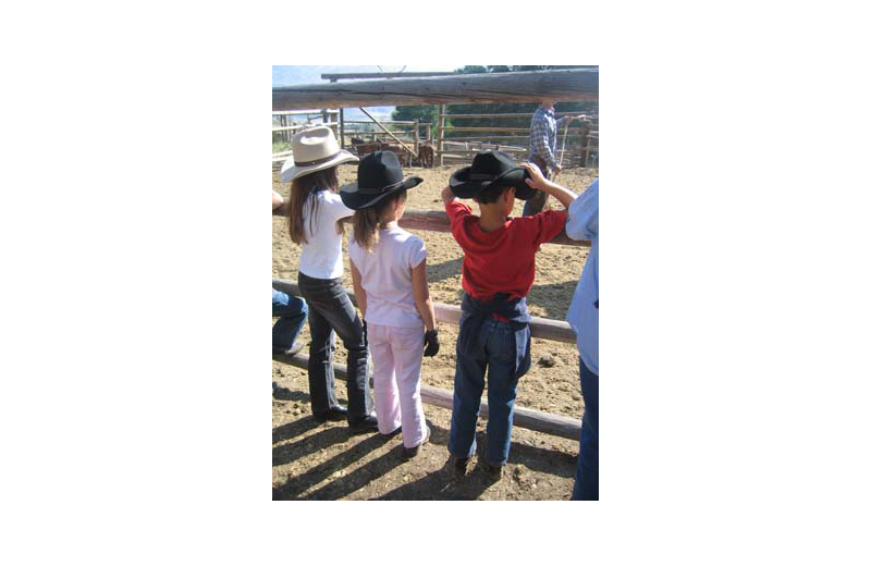 Family at Rimrock Dude Ranch.