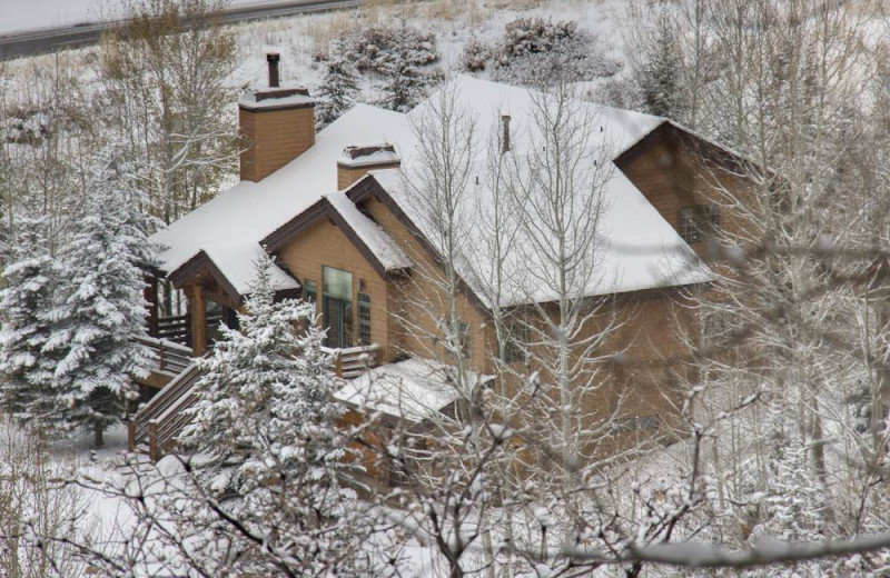 Exterior view of Alpine Ski Properties.