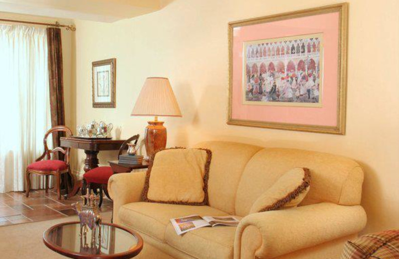 Apartment Living Room at The Spencer Hotel