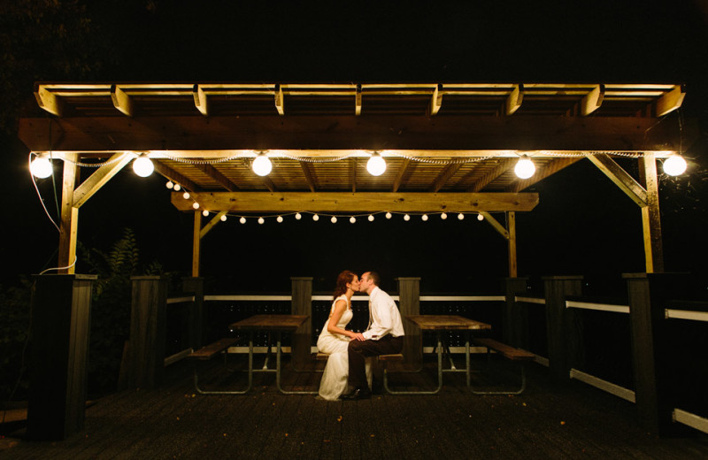 Weddings at Bug-Bee Hive Resort.