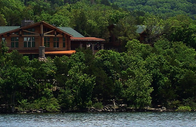 Exterior view of Stonewater Cove Resort.