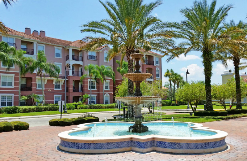 Exterior view of Casiola Vacation Homes.