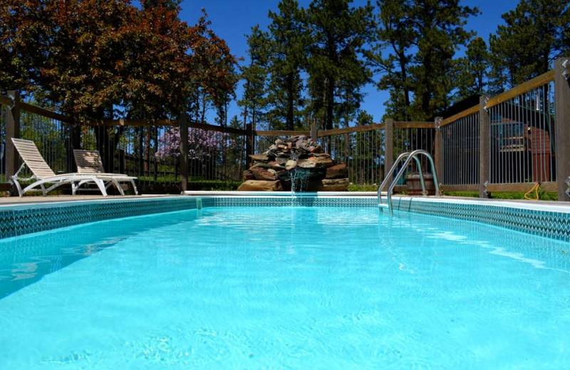 Outdoor pool at Silver Mountain Resort and Cabins, 3ft to 5ft