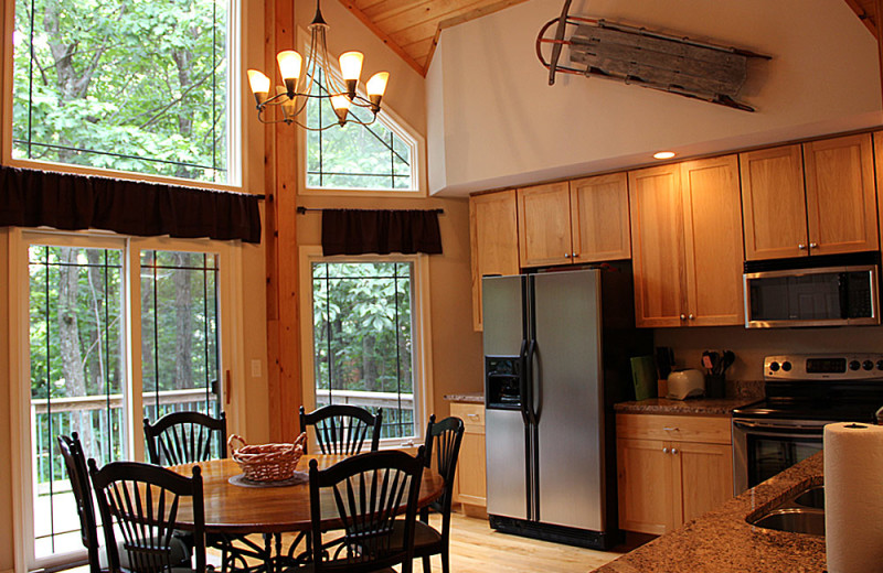 Guest house kitchen at Wintergreen Resort.