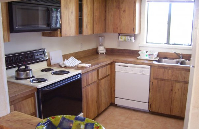Guest kitchen at Tropical Sands Resort.