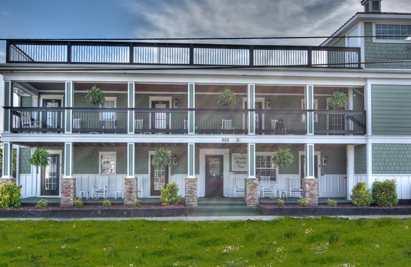 Exterior view of Carolina Beach Inn.